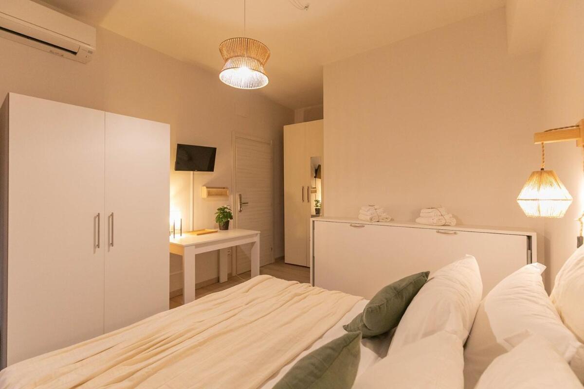 Dafne Wonderful With Terrace Apartment